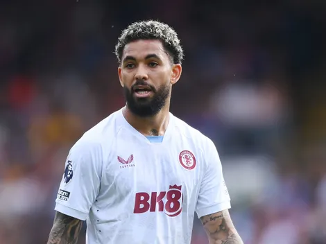 Douglas Luiz defende Philippe Coutinho após saída do Vasco