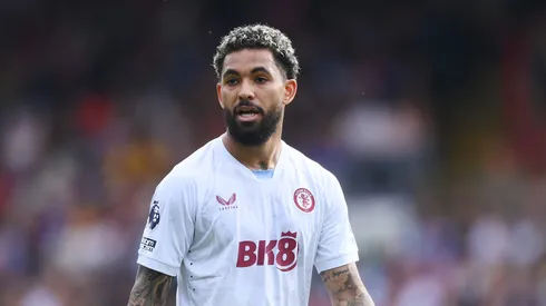 Douglas Luiz defendeu Coutinho no Vasco.