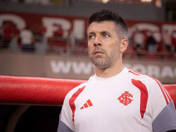 Paulo Pezzolano decide e Internacional não irá mais trazer meia