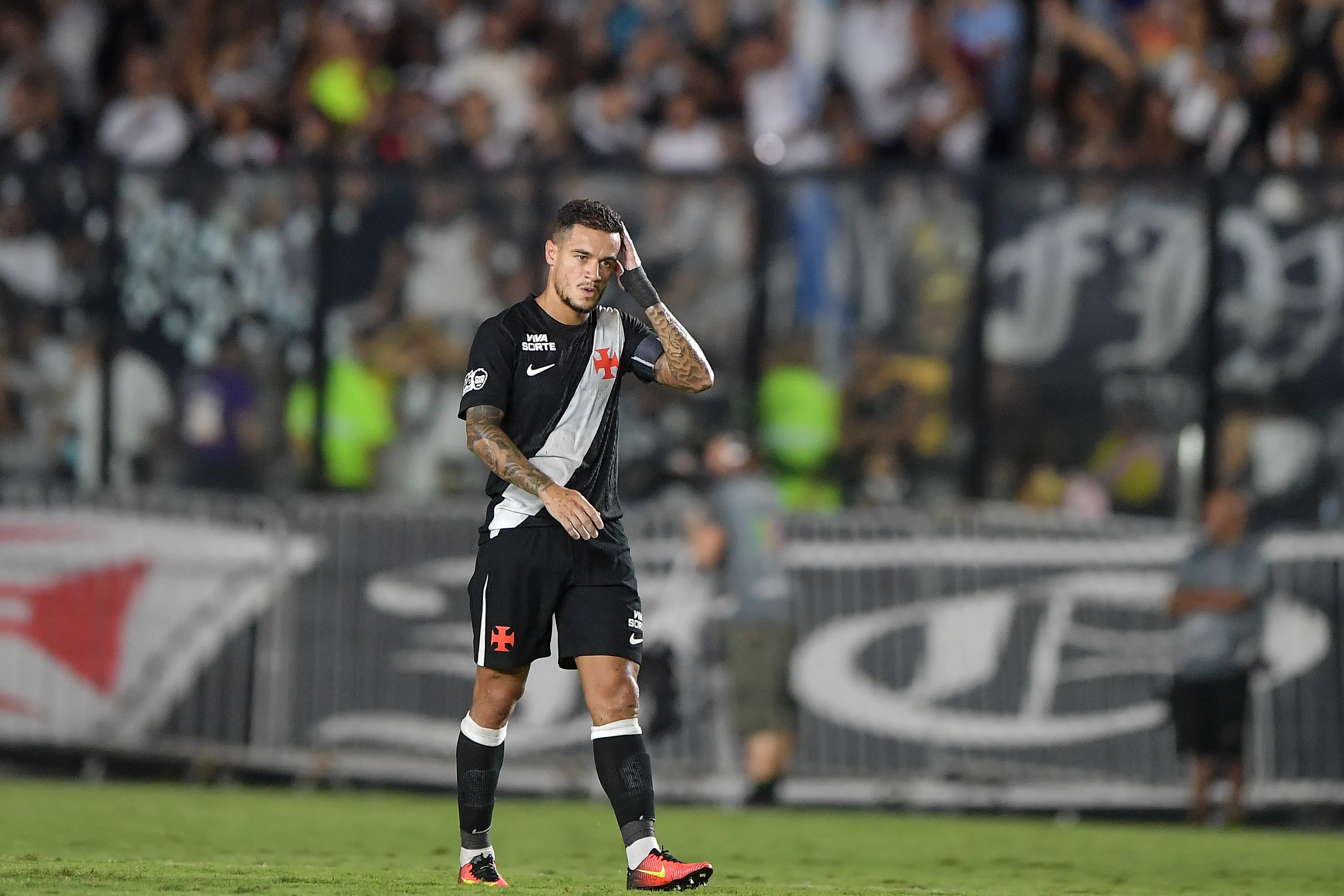 Coutinho jogador do Vasco durante partida contra o Volta Redonda no estadio Sao Januario pelo campeonato Carioca 2026. Foto: Thiago Ribeiro/AGIF