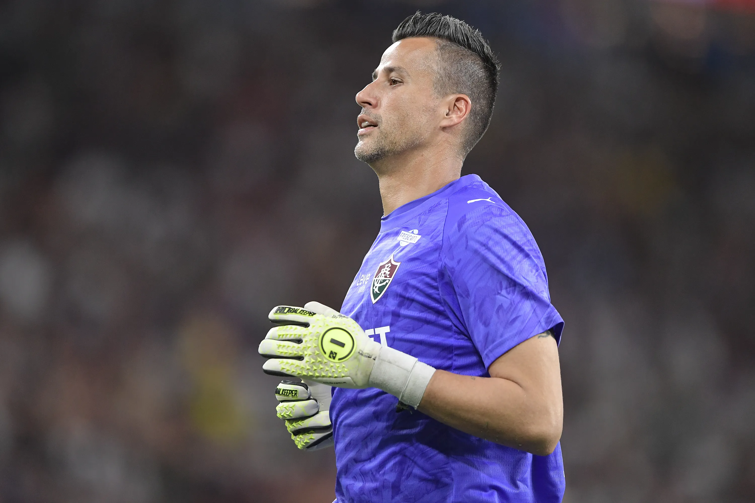 Fabio goleiro do Fluminense durante partida contra o Botafogo no estadio Maracana pelo campeonato Brasileiro A 2026. Foto: Thiago Ribeiro/AGIF