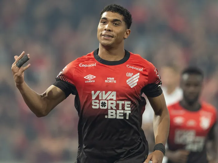 Athletico-PR pode ser líder do Brasileiro após 650 dias