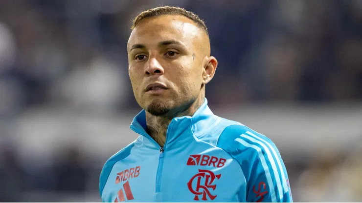 Cebolinha tem futuro incerto no Flamengo.