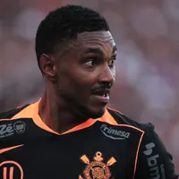 Vitinho deve ser titular em Athletico x Corinthians pelo Brasileirão