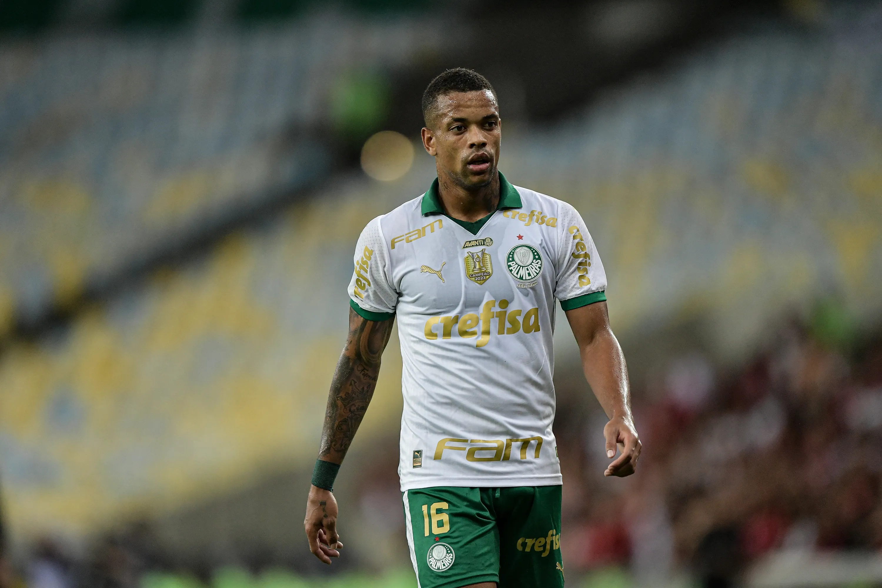 RJ – RIO DE JANEIRO – 31/07/2024 – BRASILEIRO A 2024, FLAMENGO X PALMEIRAS – Caio Paulista jogador do Palmeiras durante partida contra o Flamengo no estadio Maracana pelo campeonato Brasileiro A 2024. Foto: Thiago Ribeiro/AGIF