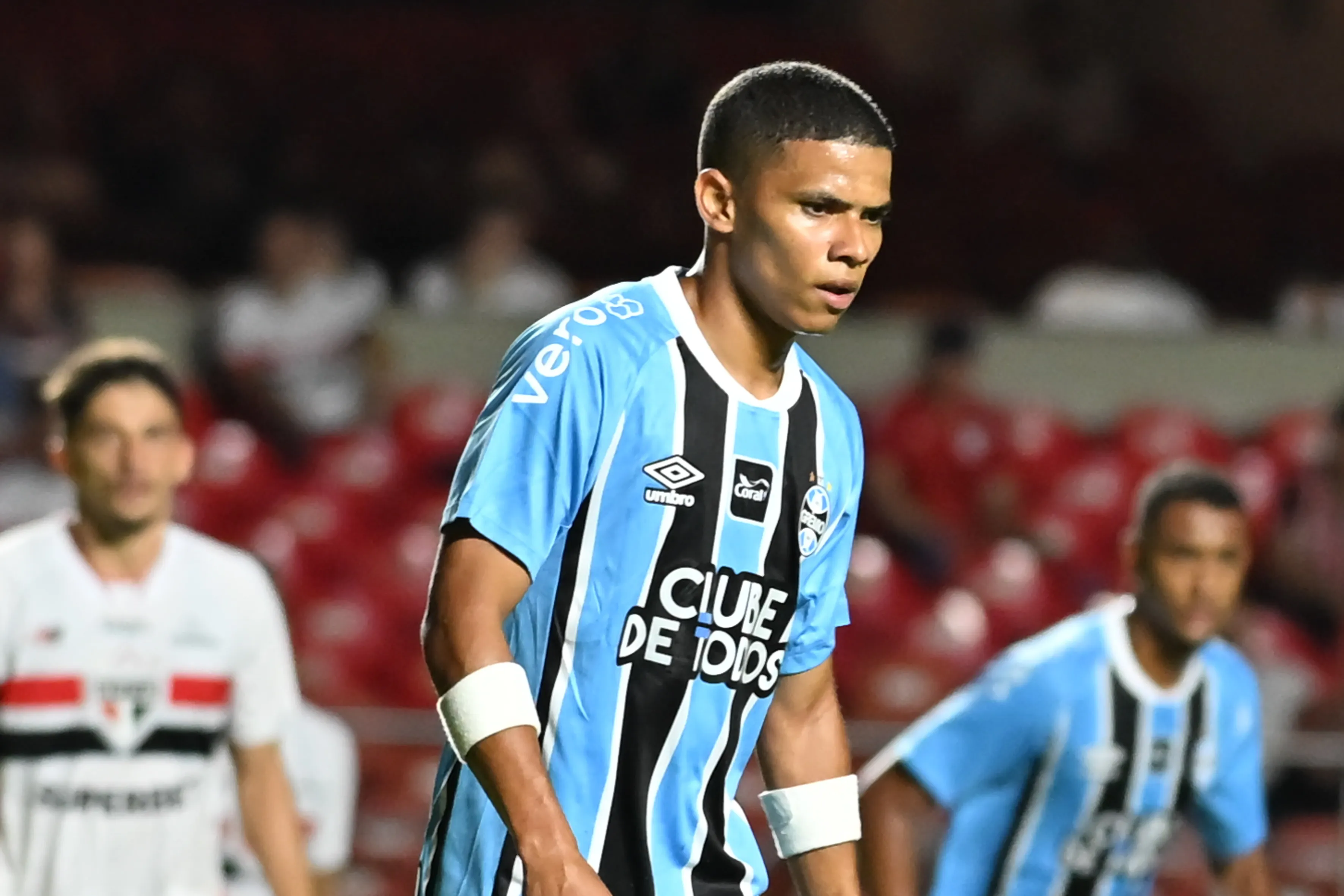 SP – SAO PAULO – 11/02/2026 – BRASILEIRO A 2026, SAO PAULO X GREMIO – Enamorado jogador do Gremio durante partida contra o Sao Paulo no estadio Morumbi pelo campeonato Brasileiro A 2026. Foto: Jota Erre/AGIF