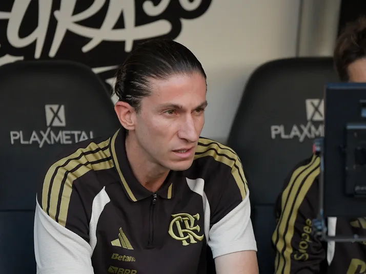 Declaração de Filipe Luís sobre caso Vini Jr gera críticas