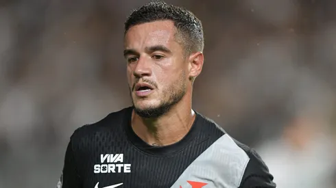 Coutinho jogador do Vasco durante partida contra o Chapecoense no estadio Sao Januario pelo campeonato Brasileiro A 2026.
