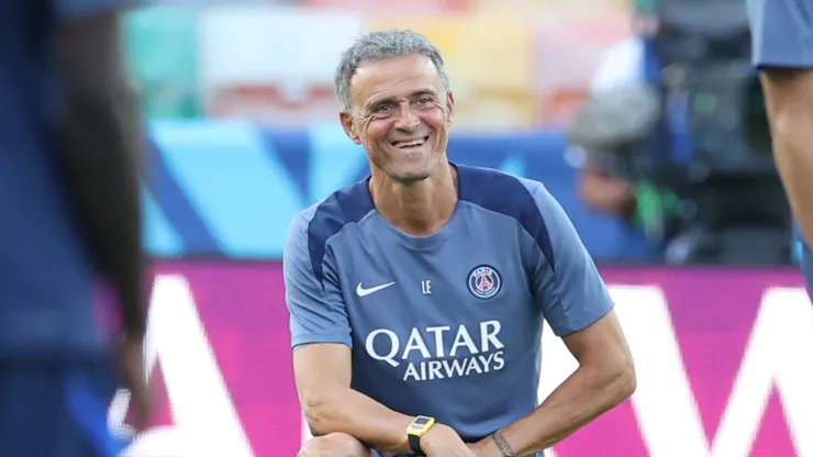 Luis Enrique durante sessão de treinamento do PSG. (Photo by Claudio Villa/Getty Images)