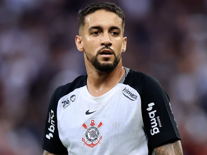 Dorival tranquiliza sobre uma possível lesão de Matheus Pereira no Corinthians