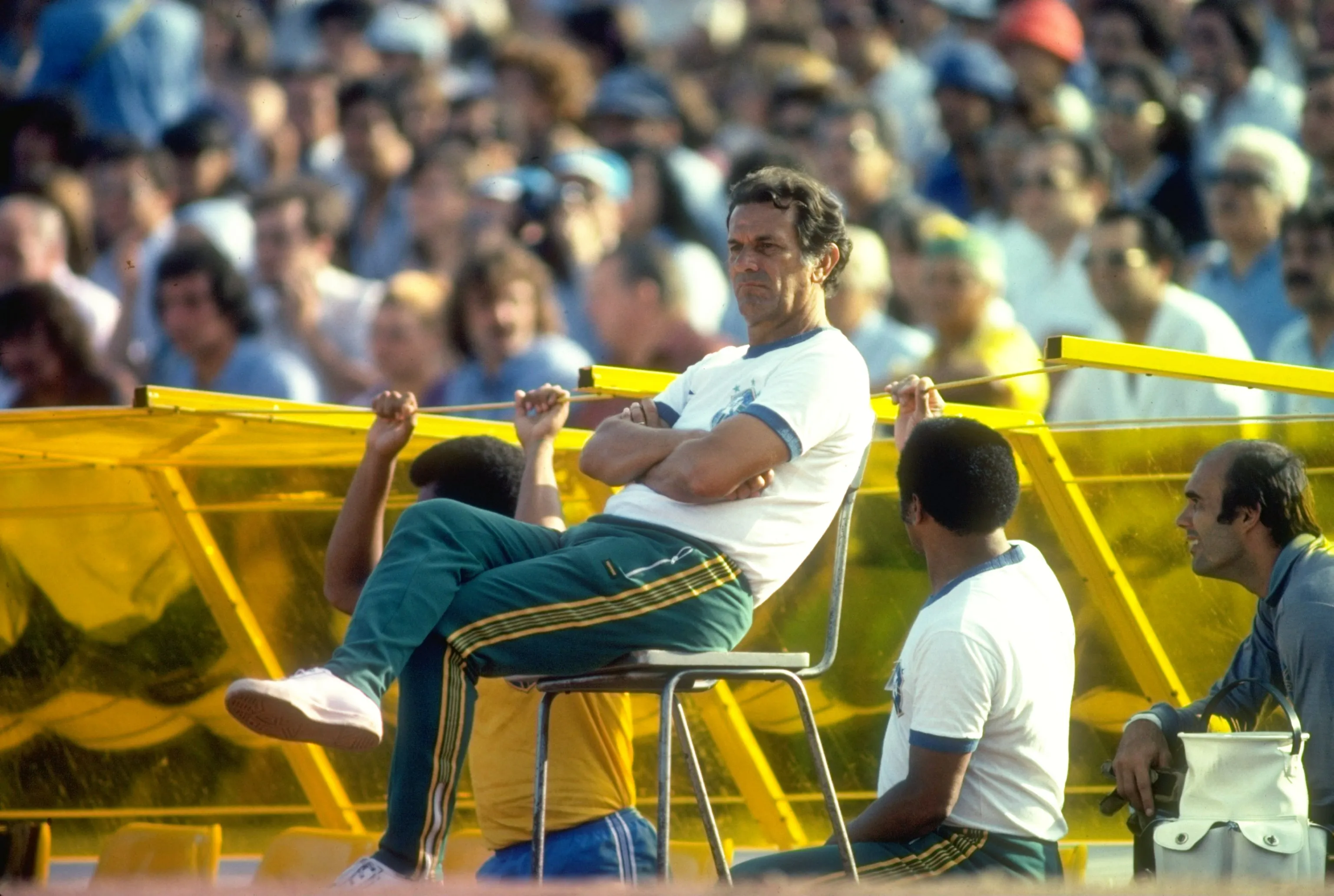 Telê Santana à frente da Seleção Brasileira em 1981. Credit: Allsport UK /Allsport