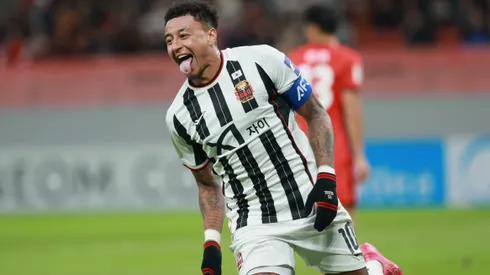 SHANGHAI, CHINA – NOVEMBER 25: Jesse Lingard #10 of FC Seoul celebrating his second goal and the team's third goal during the AFC Champions League Elite 2025-26 East Region Group Stage match between Shanghai Port and FC Seoul at Pudong Football Stadium on November 25, 2025 in Shanghai, China. (Photo by Lintao Zhang/Getty Images)