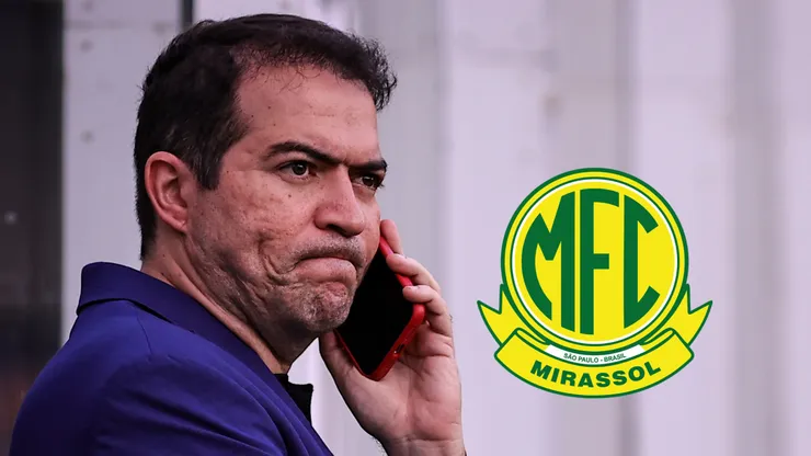 Marcelo Paz diretor do Corinthians durante partida contra o Bahia no estádio Vila Belmiro pelo campeonato Brasileiro A 2026. Foto: Fabio Giannelli/AGIF