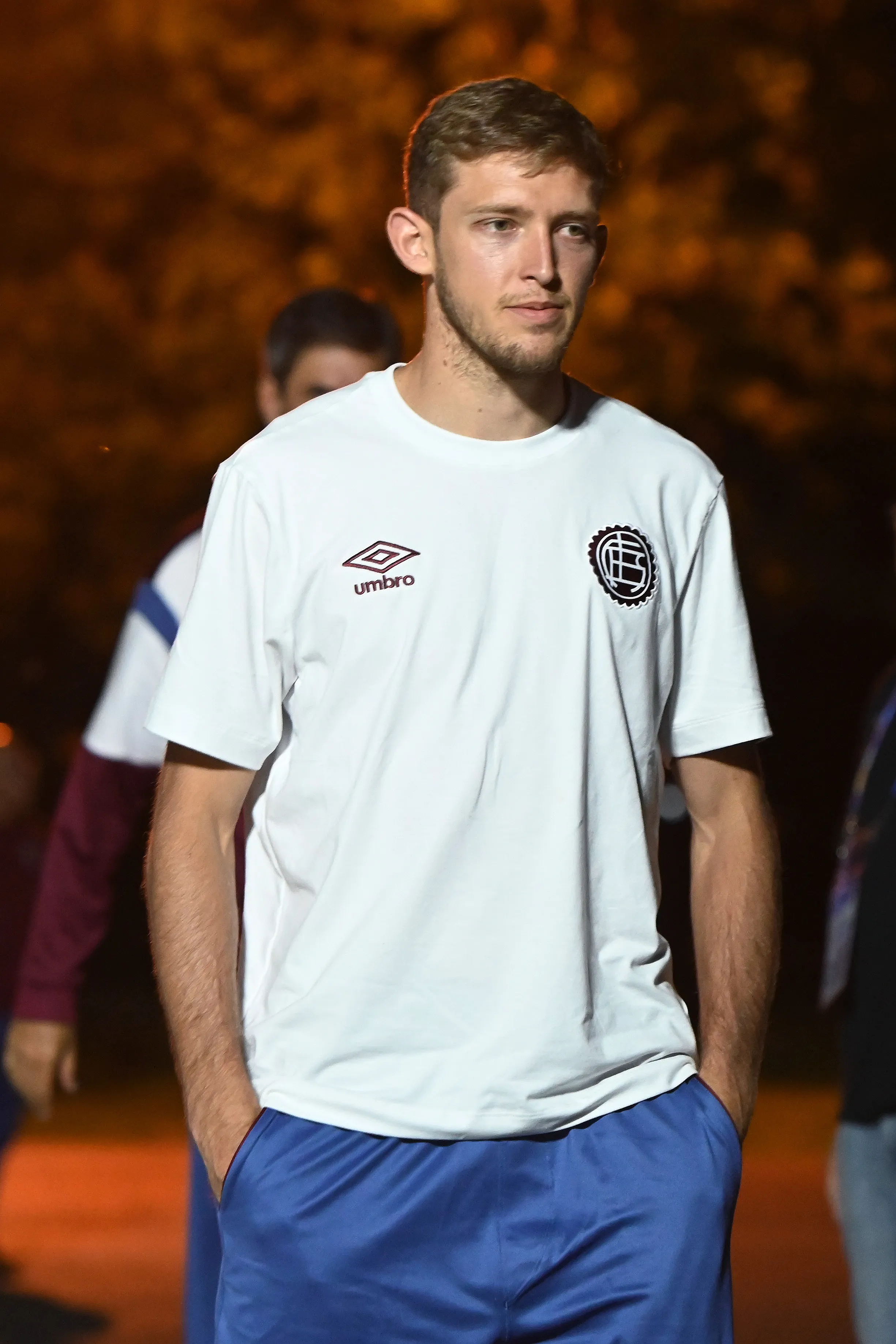 LUQUE, PARAGUAY – NOVEMBER 19: Rodrigo Castillo of Lanus arrives with the team ahead the 2025 Copa Sudamericana final at Silvio Pettirossi International Airport on November 19, 2025 in Luque, Paraguay.  (Photo by Christian Alvarenga/Getty Images)