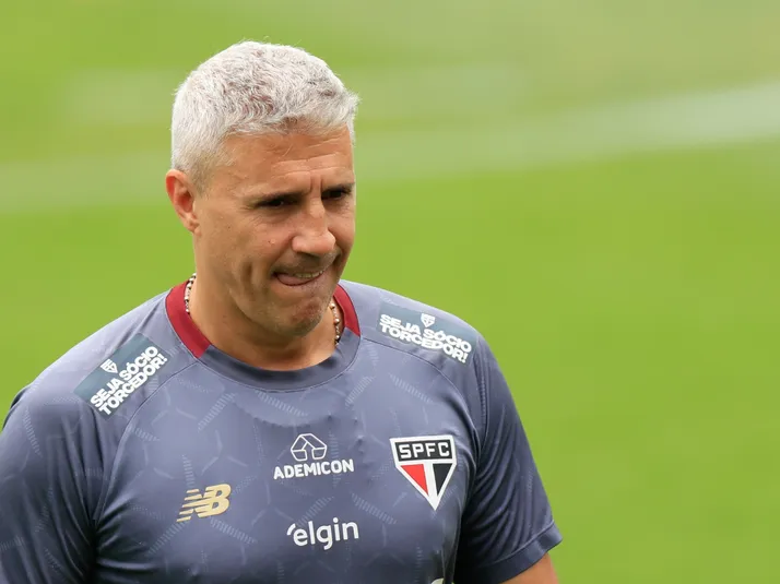 Roma e Sevilla entram em disputa por Nicolas Bosshardt, lateral do São Paulo