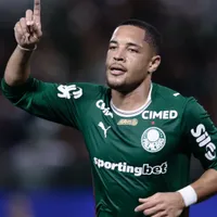 Noite inspirada de Vitor Roque garante classificação do Palmeiras