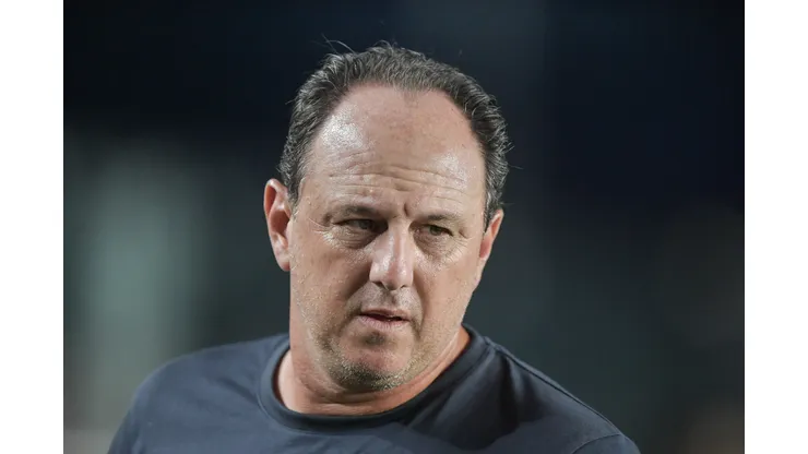 Rogerio Ceni tecnico do Bahia durante partida contra o Vasco no estadio Sao Januario pelo campeonato Brasileiro A 2026. Foto: Thiago Ribeiro/AGIF