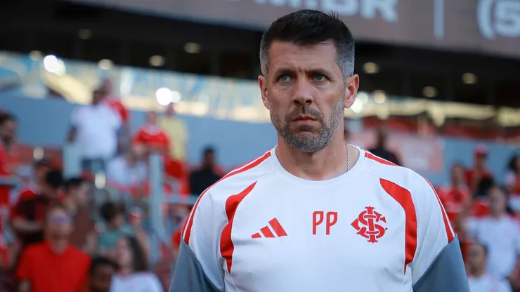 Paulo Pezzolano técnico do Internacional durante partida contra o Ypiranga no estádio Beira-Rio pelo campeonato Gaúcho 2026. Foto: Maxi Franzoi/AGIF