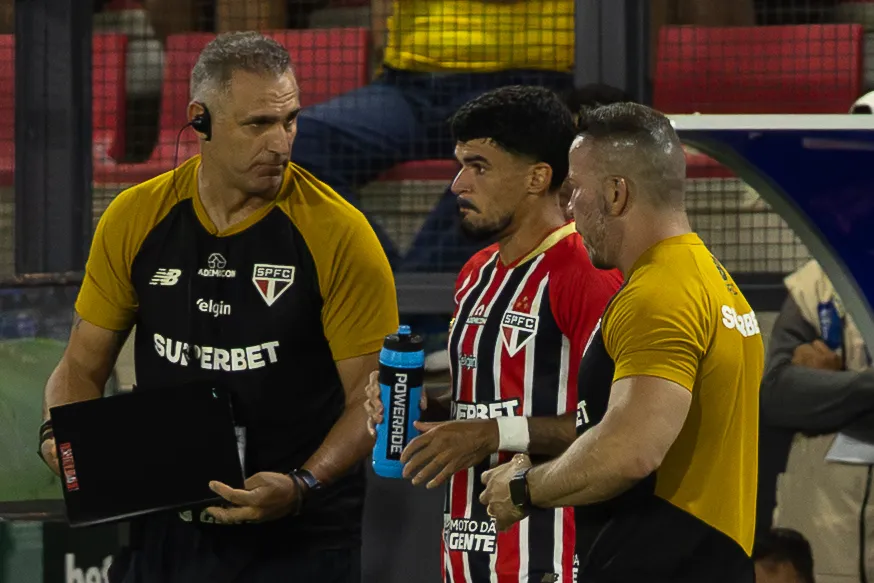 SP – BRAGANCA PAULISTA – 21/02/2026 – PAULISTA 2026, BRAGANTINO X SAO PAULO – Cauly jogador do Sao Paulo ESTREIA NA partida contra o Bragantino no estadio Cicero De Souza Marques pelo campeonato Paulista 2026. Foto: Joisel Amaral/AGIF