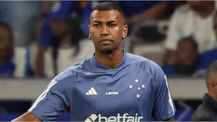 Walace durante confronto entre Cruzeiro e Juventude no Brasileirão de 2024.