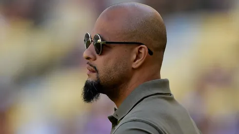 Felipe Melo ex-jogador antes da partida contra o Botafogo no estadio Maracana pelo campeonato Carioca 2024. Foto: Thiago Ribeiro/AGIF