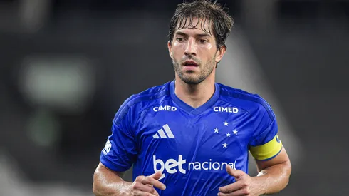Lucas Silva jogador do Cruzeiro durante partida contra o Botafogo no estadio Engenhao pelo campeonato Brasileiro A 2026. Foto: Thiago Ribeiro/AGIF