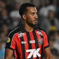 Presidente do Vitória nega falas sobre Lucas Braga