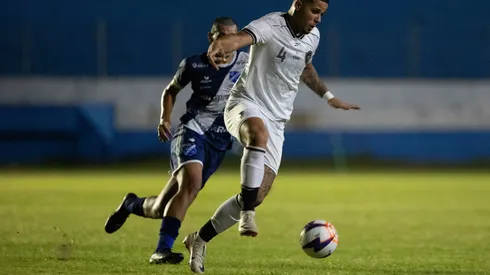 JUSTINO jogador do Botafogo durante partida contra o Taubate no estadio Joaquinzao pelo campeonato Copa Sao Paulo Junior 2026. Foto: Joisel Amaral/AGIF