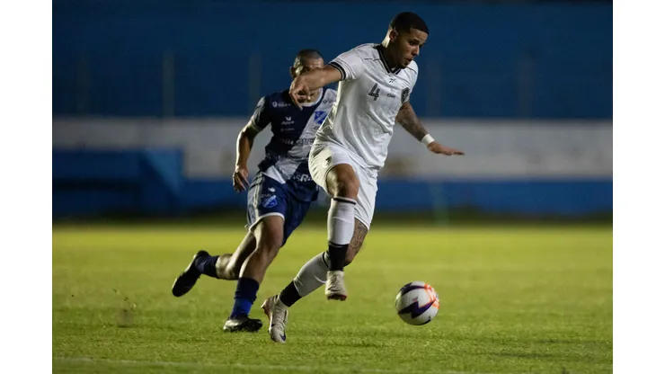 JUSTINO jogador do Botafogo durante partida contra o Taubate no estadio Joaquinzao pelo campeonato Copa Sao Paulo Junior 2026. Foto: Joisel Amaral/AGIF