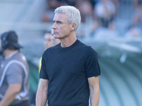 Luís Castro comenta fala de Pezzolano sobre o Grêmio