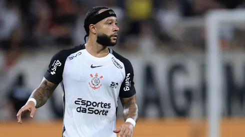 Memphis Depay jogador do Corinthians durante partida contra o Bragantino no estadio Arena Corinthians pelo campeonato Brasileiro A 2026. Foto: Marcello Zambrana/AGIF