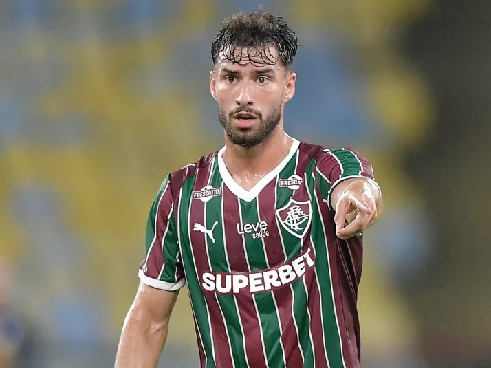 Martinelli pede foco ao Fluminense após erro que gerou expulsão