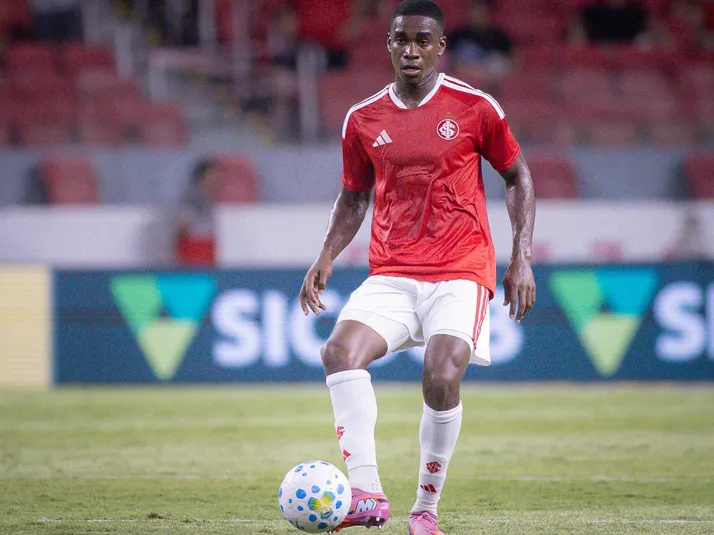 Pezzolano escolhe Félix Torres titular para Remo x Internacional