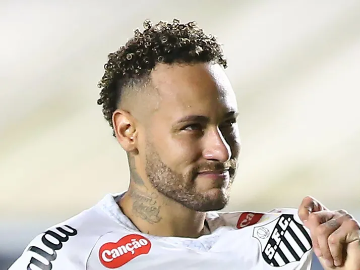 Neymar busca retomada no Santos e mira a Copa