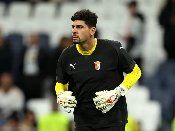 Botafogo avança na contratação de Matheus Magalhães