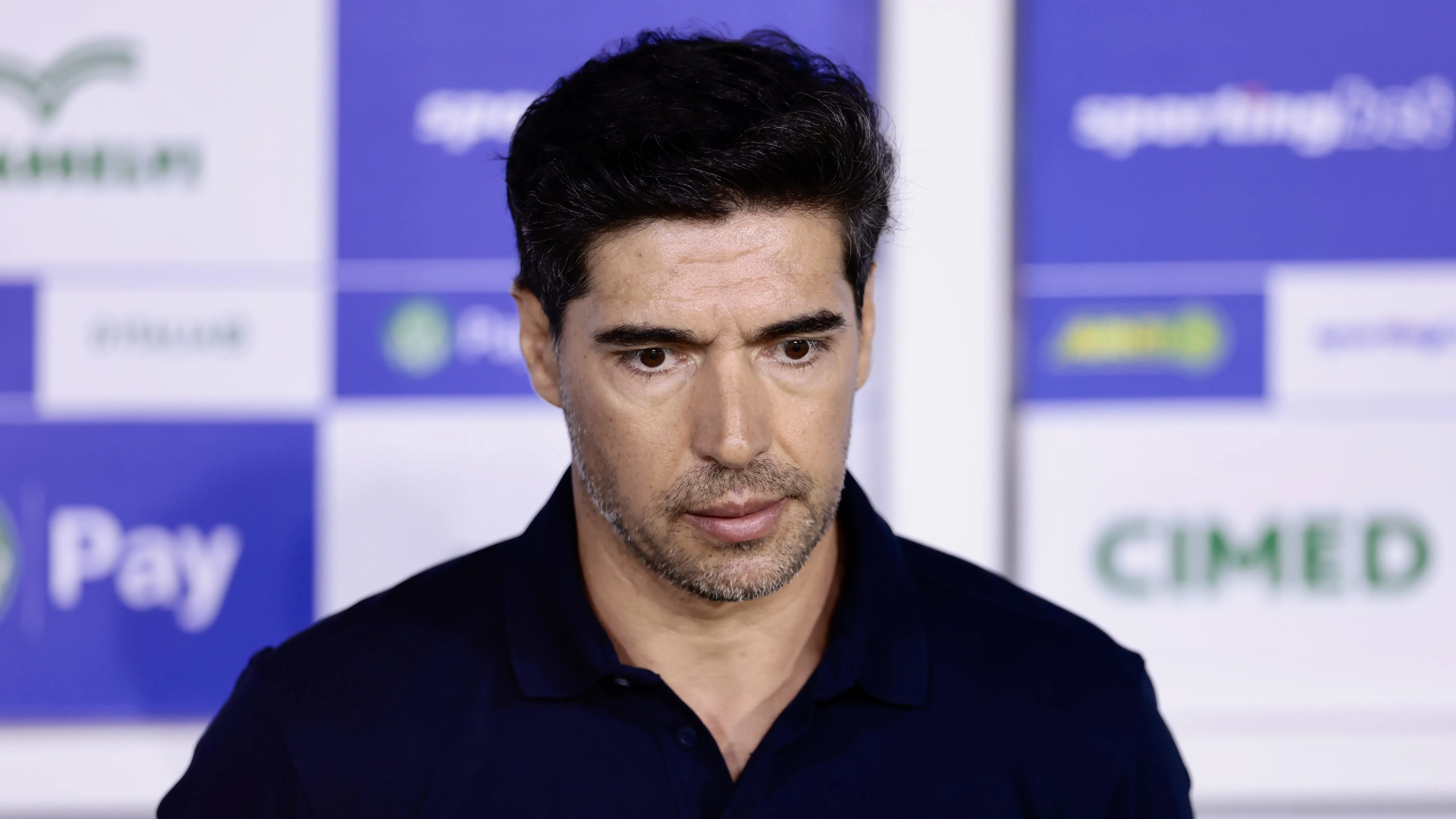 Abel Ferreira durante partida contra o Capivariano no Campeonato Paulista de 2026. Foto: Marcello Zambrana/AGIF