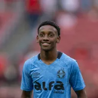 Gabriel Mec desperta interesse de dois clubes da Europa e Grêmio é avisado