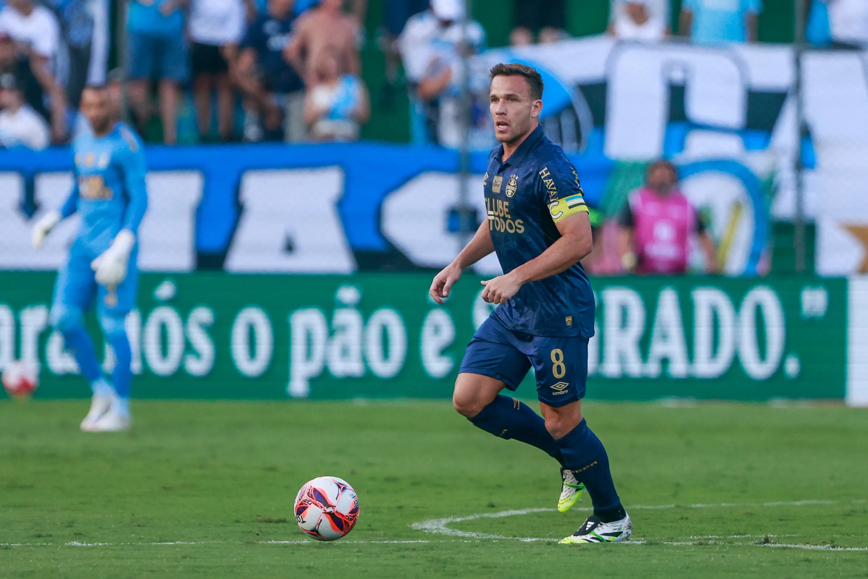 RS – CAXIAS DO SUL – 22/02/2026 – GAUCHO 2026, JUVENTUDE X GREMIO – Arthur jogador do Gremio durante partida contra o Juventude no estadio Alfredo Jaconi pelo campeonato Gaucho 2026. Foto: Luiz Erbes/AGIF