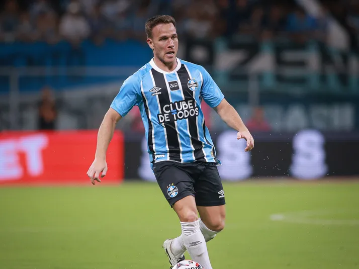 Arthur cresce de desempenho e impressiona a cada dia no Grêmio