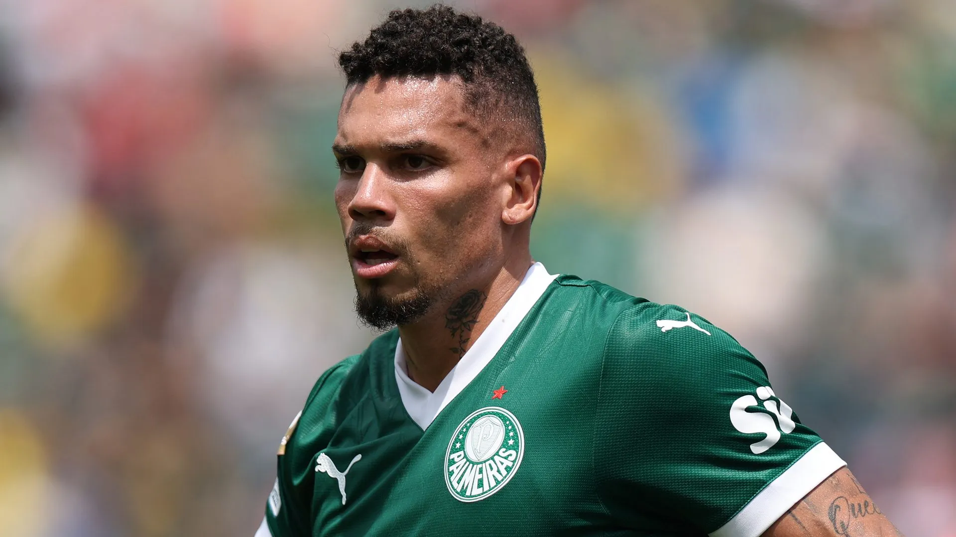 Vice-presidente do Palmeiras atualiza situação de Paulinho