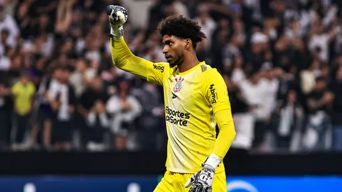 Hugo Souza goleiro do Corinthians durante partida contra o America de Cali no estadio Arena Corinthians pelo campeonato Copa Sul-americana 2025.