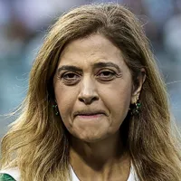 Palmeiras adia contratação de volante e zagueiro