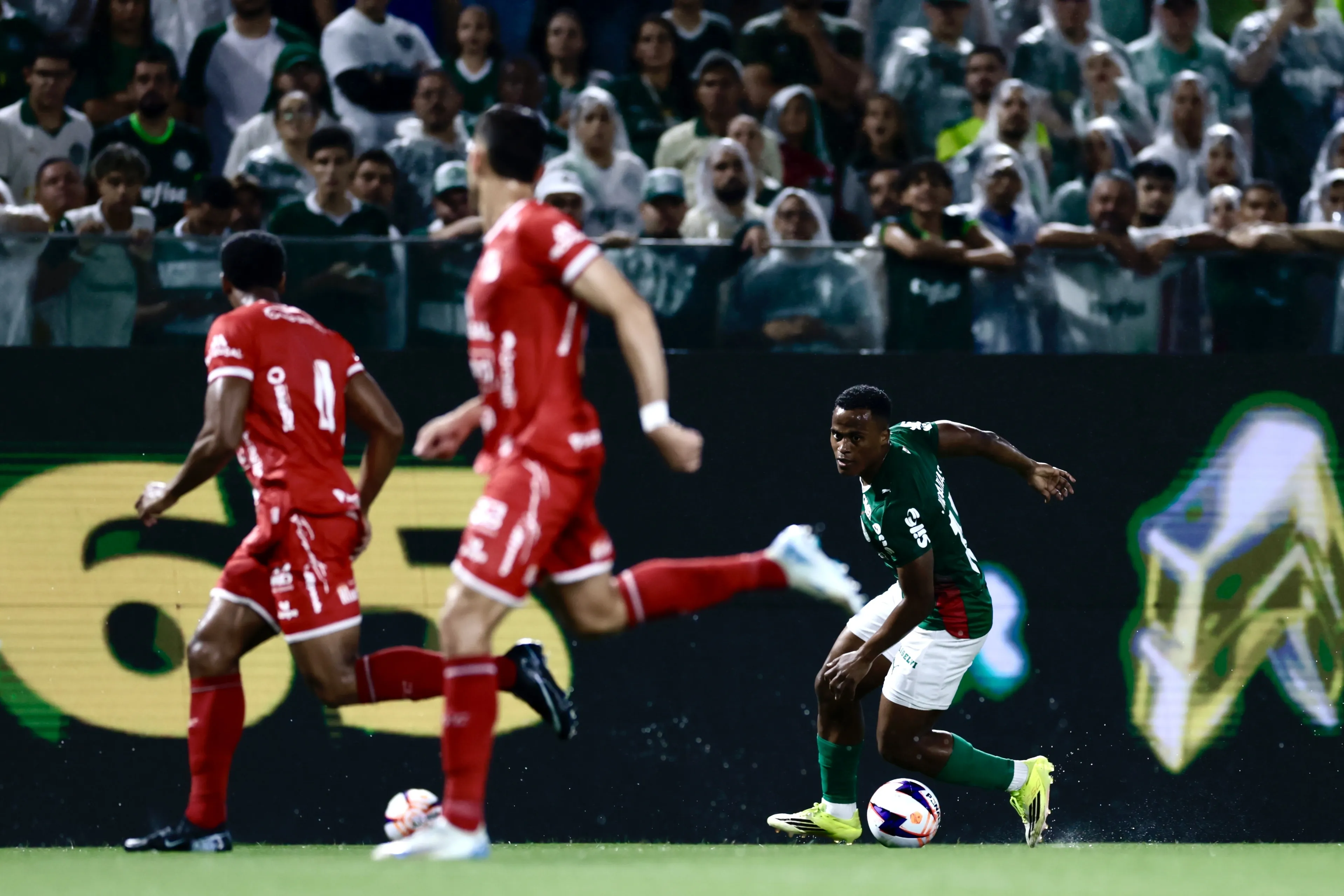 SP – BARUERI – 21/02/2026 – PAULISTA 2026, PALMEIRAS X CAPIVARIANO – Jhon Arias jogador do Palmeiras durante partida contra o Capivariano no estadio Arena Barueri pelo campeonato Paulista 2026. Foto: Marcello Zambrana/AGIF