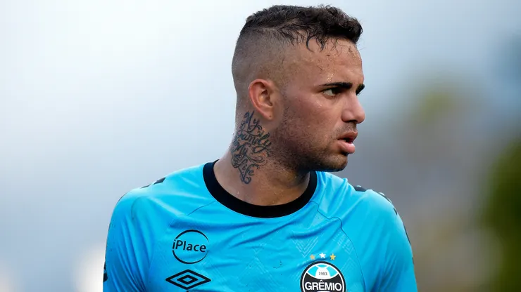 Luan jogador do Gremio durante partida contra o Vasco no estadio Sao Januario pelo campeonato Brasileiro A 2018.