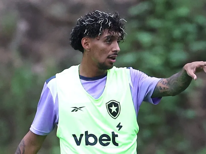 Medina não estreia em Botafogo x Nacional Potosí