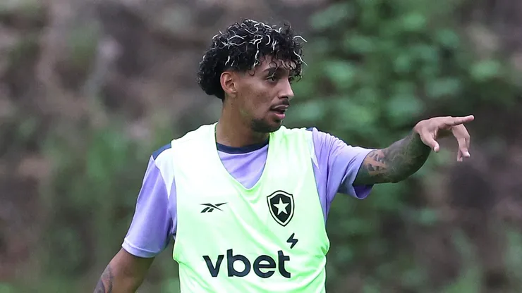 Cristian Medina já treina com o grupo. Foto: Vítor Silva/Botafogo