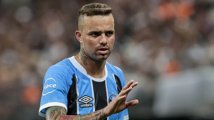 Luan do Gremio durante partida contra o Corinthians pelo Campeonato Brasileiro de 2017 na Arena Corinthians.