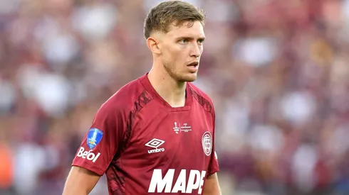 Rodrigo Castillo, do Lanús, manda recado ao Flamengo antes de jogo decisivo da Recopa. Foto: Christian Alvarenga/Getty Images
