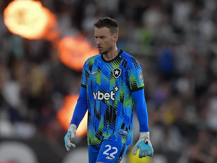 Neto fica fora por opção técnica de Anselmi no Botafogo