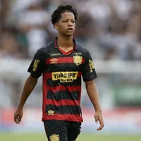 Cruzeiro tem interesse em Zé Lucas, volante do Sport